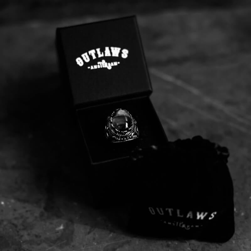 Farao. - Outlaws Amsterdam