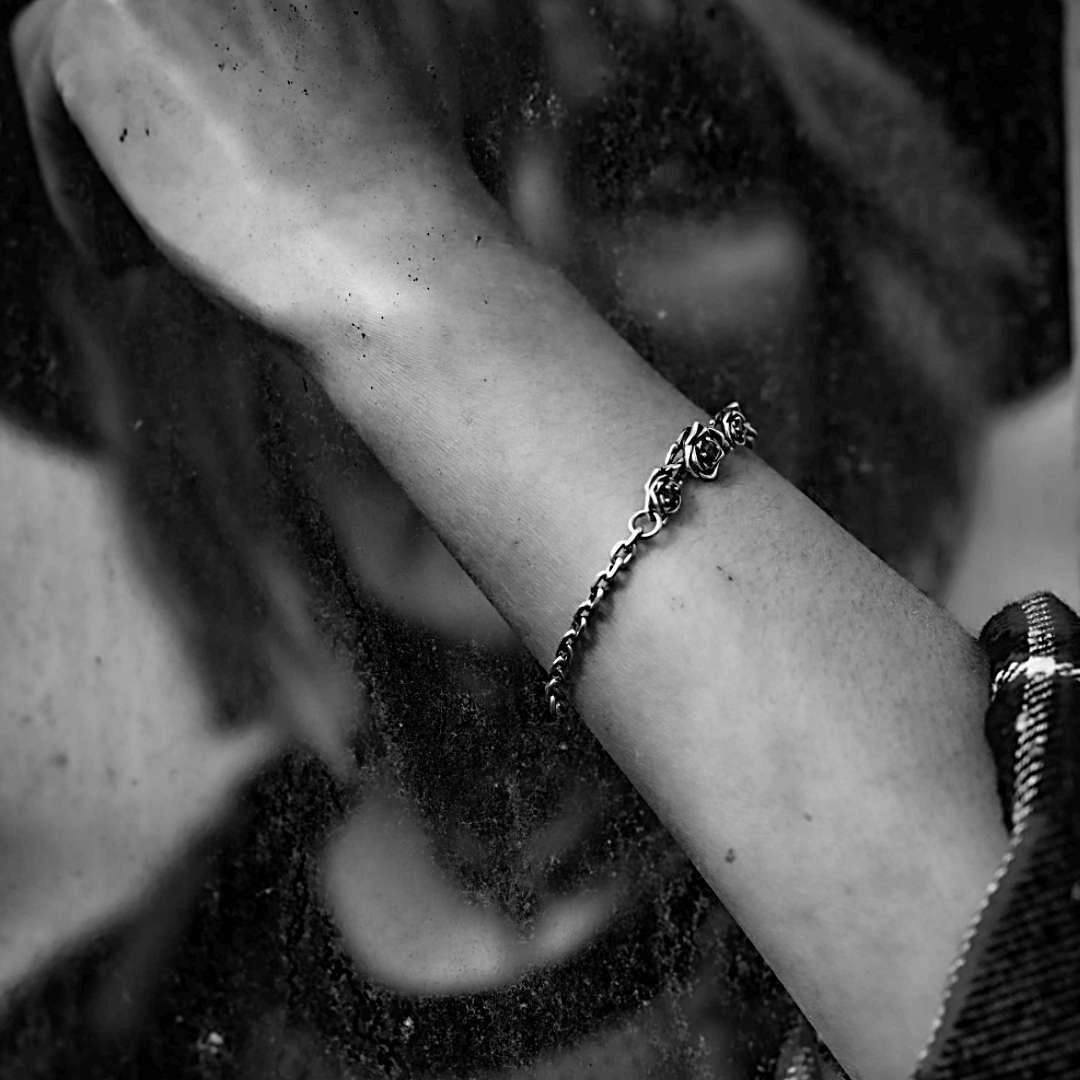 RED ROSES ARMBAND. - 925 ZILVER