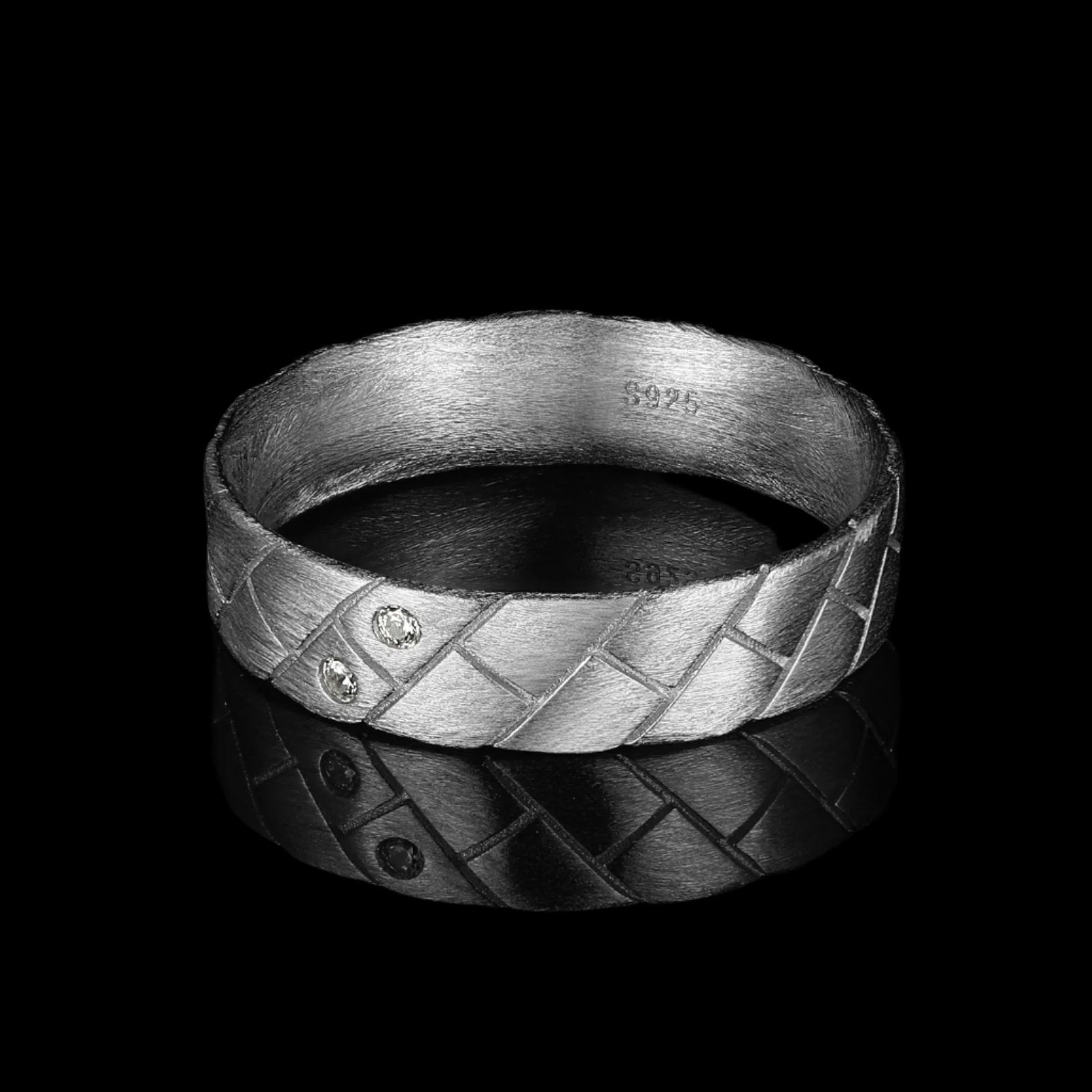 THE EXPLORER RING. - 925 STERLING SILVER