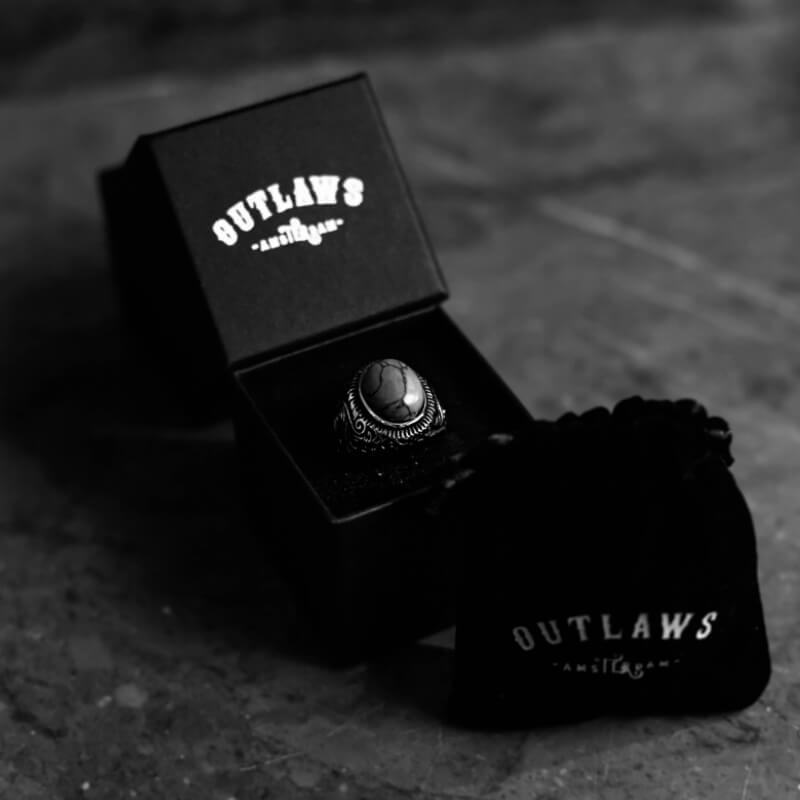 Blue Eyes - Outlaws Amsterdam