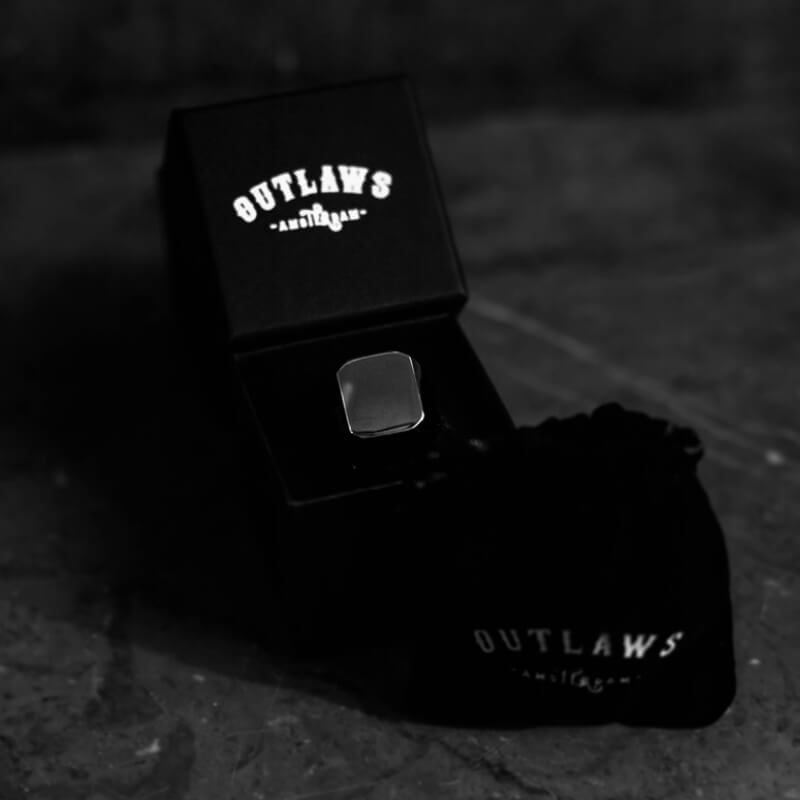 SQUARE. - GOLD - Outlaws Amsterdam